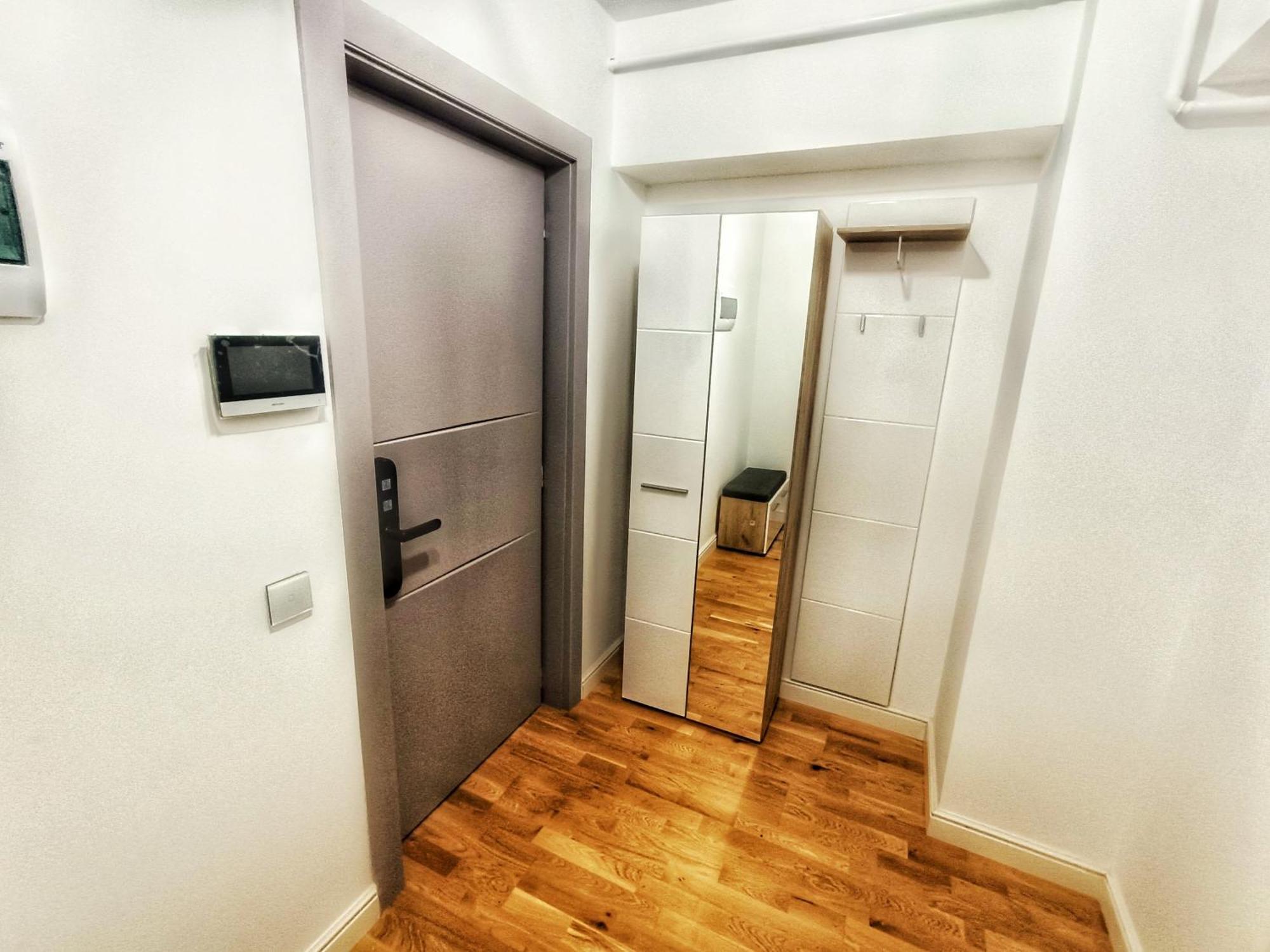 Super Apartments Near Airport With Shop & Free Parking Jassy Zewnętrze zdjęcie